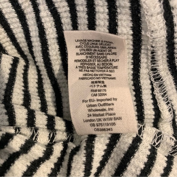 Free People sz S All Tied Up Layered Skirt Cream Black Striped Stretch Knit - Picture 8 of 8